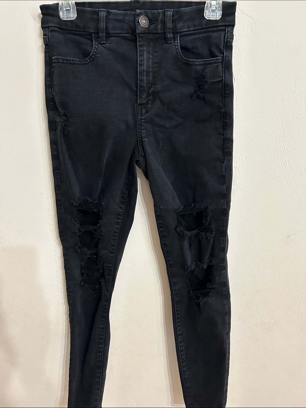 American Eagle 6 Black Skinny Distressed Women's Jeans - Sleek Stretch Fit